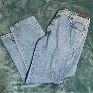 Wrangler Light Wash Jean